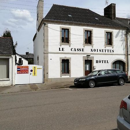 Hotel Le Casse Noisettes Gourin Exterior foto